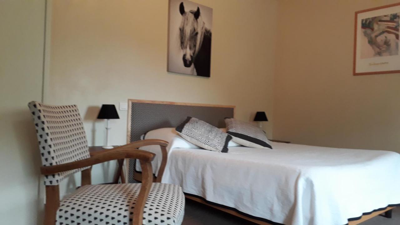 Au Chateau Juillac Bilik gambar