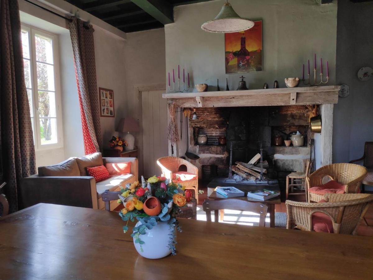 Au Chateau Juillac Luaran gambar